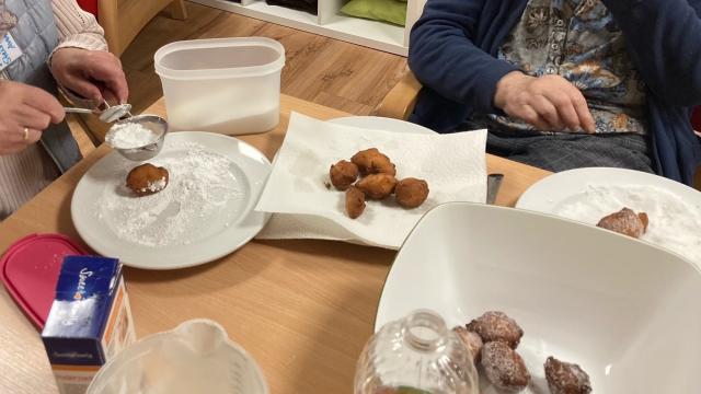 Karneval in der Tagespflege St. Vinzenz in Gieboldehausen | Foto: Caritas Südniedersachsen