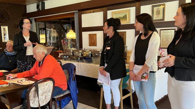 Doris Glahn, 1. SoVD-Ortsvorsitzende, bedankte sich für den interessanten Vortrag.