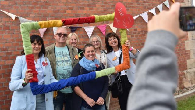 Schon am Eingang konnten sich alle Gäste fotografieren lassen. | Foto: Blank